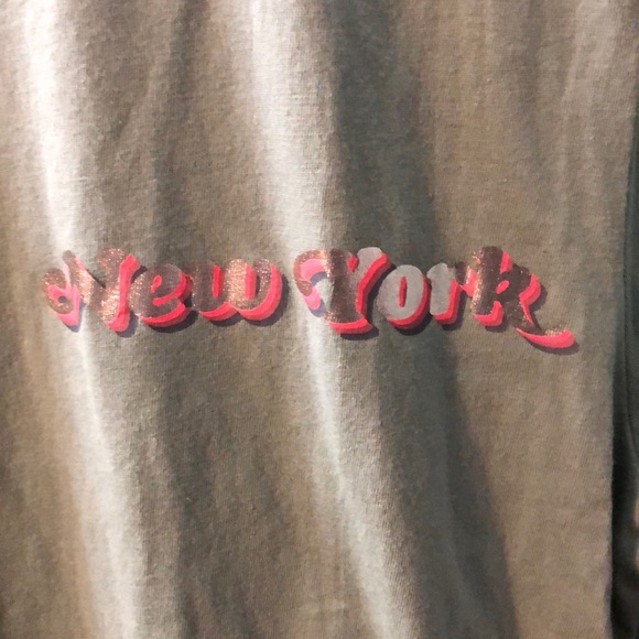 🧚♀️Victoria secret pink New York shirt - Picture 2 of 4